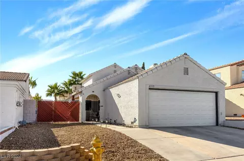 8253 Abercrombe Way, Las Vegas, NV 89145