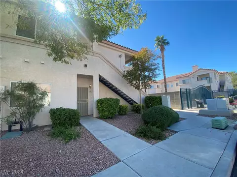2100 Black Island St #101, Las Vegas, NV 89128