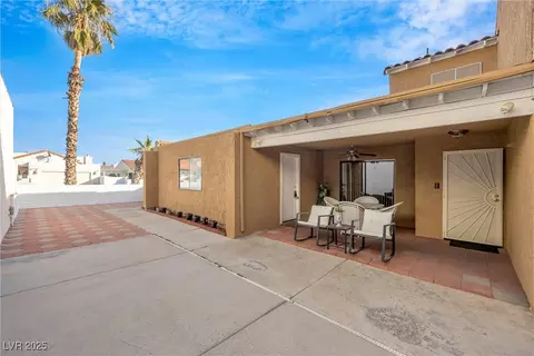 5145 Tennis Ct, Las Vegas, NV 89120