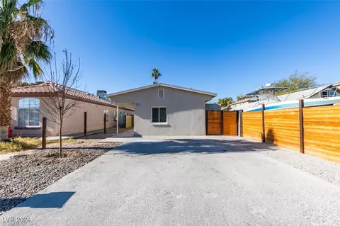 302 Vandalia St, Las Vegas, NV 89106