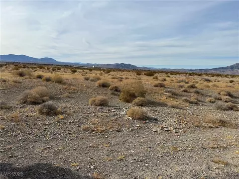1661 N Nugget Cir, Pahrump, NV 89060