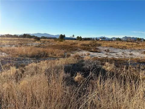 1460 S Old West Ave, Pahrump, NV 89048