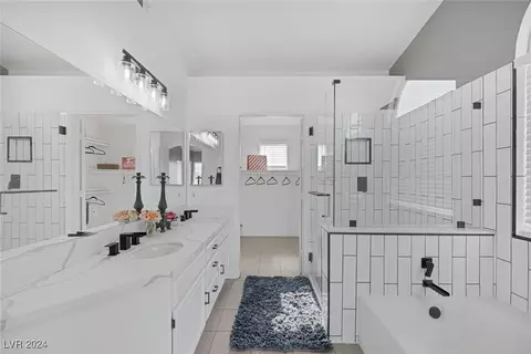 1712 Shadow Bay Ct, North Las Vegas, NV 89032