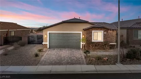 2051 Hunt Woods Ct, Laughlin, NV 89029