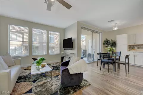 251 S Green Valley Pkwy #4813, Henderson, NV 89012