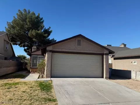 717 Reagan Dr, Las Vegas, NV 89110