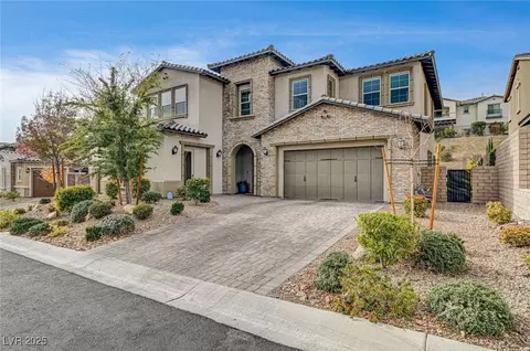 445 Venticello Dr, Las Vegas, NV 89138