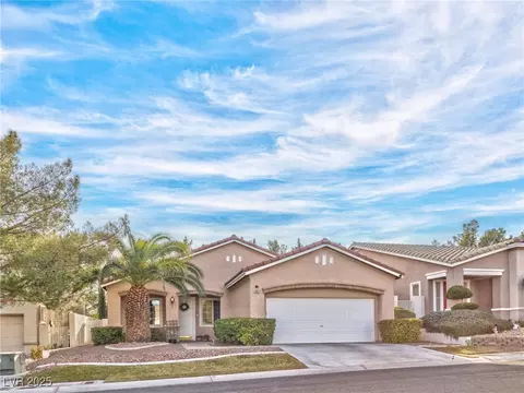10017 Snow Crest Pl, Las Vegas, NV 89134