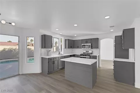 4240 Laurel Hill Dr, North Las Vegas, NV 89032