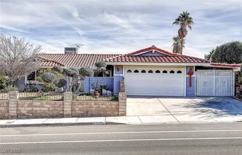 3778 Spitze Dr, Las Vegas, NV 89103