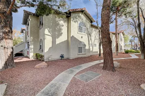 6804 Elm Creek Dr #102, Las Vegas, NV 89108