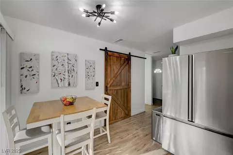 155 E Van Wagenen St, Henderson, NV 89015