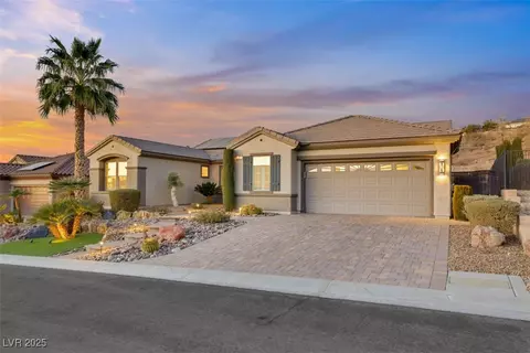 2360 Hardin Ridge Dr, Henderson, NV 89052