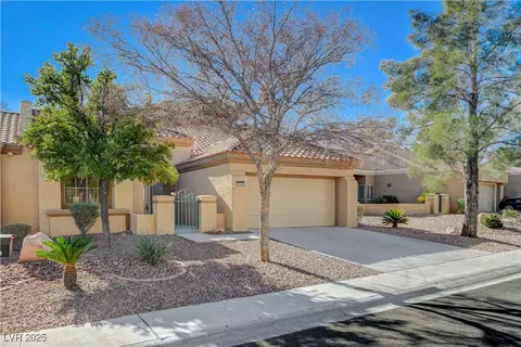 8805 Litchfield Ave, Las Vegas, NV 89134