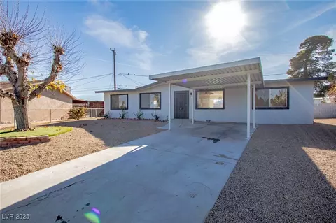 6121 Denver Cir, Las Vegas, NV 89107