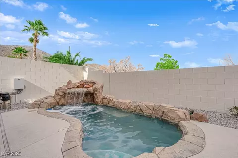 10646 Shifting Breeze Ave, Las Vegas, NV 89129