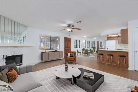 1013 Falconhead Ln #101, Las Vegas, NV 89128