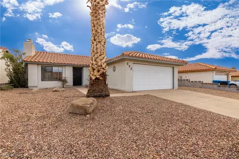 392 Dooley Dr, Henderson, NV 89015