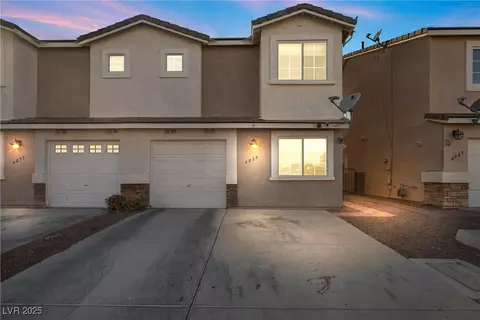 4039 Halfmoon Bay Dr, Las Vegas, NV 89115