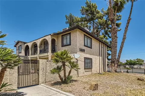 1537 Cobb Ln, Las Vegas, NV 89101