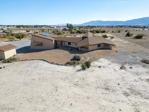 3281 Mark Rd, Pahrump, NV 89060