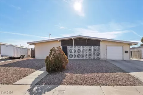 5055 Champions Ave, Las Vegas, NV 89142