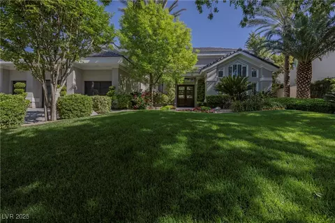 9213 White Tail Dr, Las Vegas, NV 89134