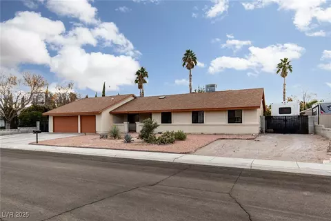 6711 Wild Horse Rd, Las Vegas, NV 89108