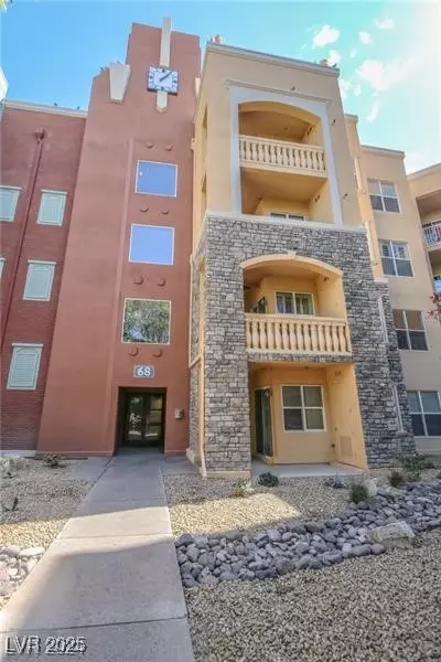68 E Serene Ave #112, Las Vegas, NV 89123