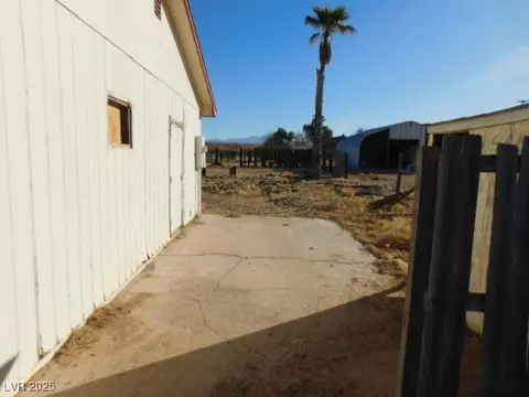 Exterior - 3748 Skyline St, Logandale, NV 89021 photo 2 of 8