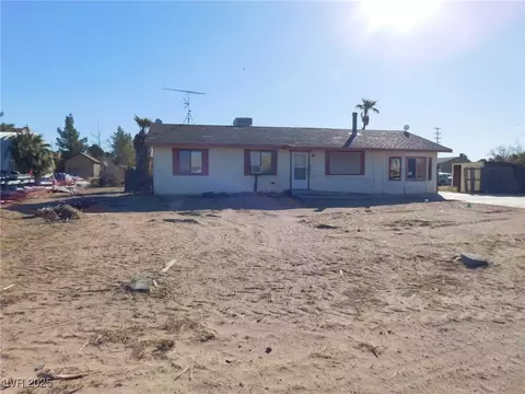 Exterior - 3748 Skyline St, Logandale, NV 89021 photo 1 of 8