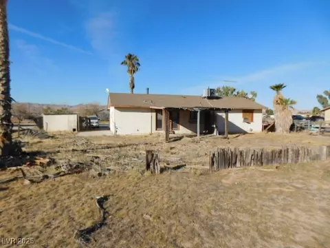 Exterior - 3748 Skyline St, Logandale, NV 89021 photo 4 of 8