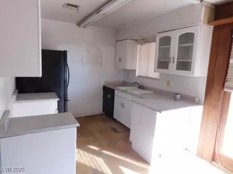 Kitchen - 3748 Skyline St, Logandale, NV 89021 photo 2 of 3