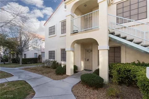 4839 S Torrey Pines Dr #102, Las Vegas, NV 89103