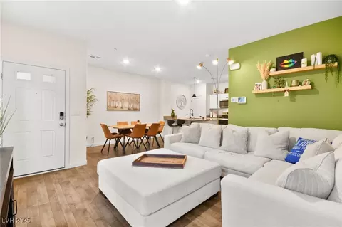 531 Thistleberry Ave, Henderson, NV 89044