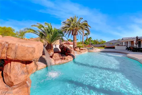 4620 Clay Peak Dr, Las Vegas, NV 89129