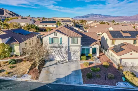 10654 Suffolk Hills Ave, Las Vegas, NV 89129