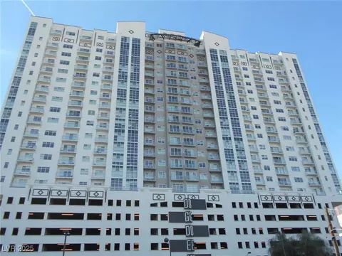 150 Las Vegas Blvd #2216, Las Vegas, NV 89101