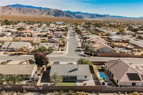 1960 S Vineyard Dr, Pahrump, NV 89048