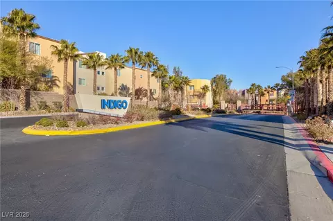 9378 Hilgard Ave, Las Vegas, NV 89178