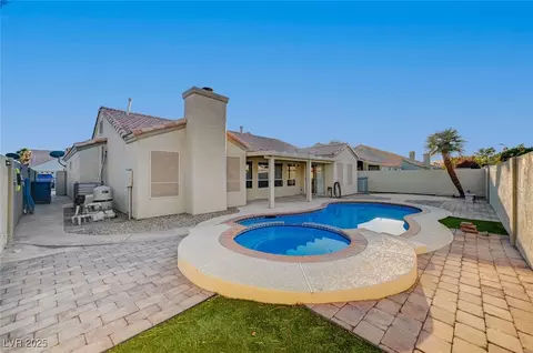 2214 Sexton Ave, North Las Vegas, NV 89031