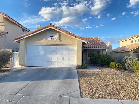 7732 Beverly Hills Dr, Las Vegas, NV 89147