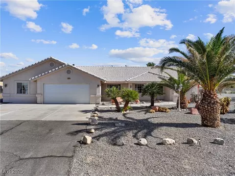 521 Intrepid St, Pahrump, NV 89048