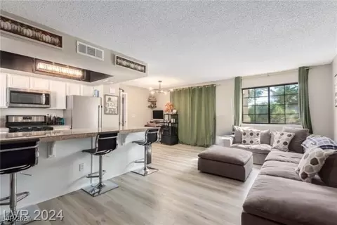 101 Luna Way #260, Las Vegas, NV 89145
