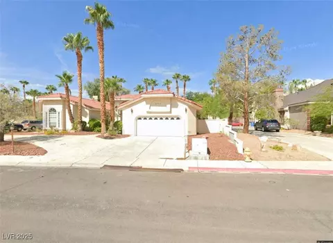2131 Americas Cup Cir, Las Vegas, NV 89117
