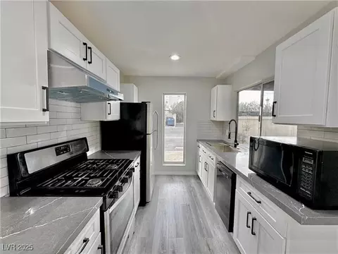 1405 Vegas Valley Dr #337, Las Vegas, NV 89169