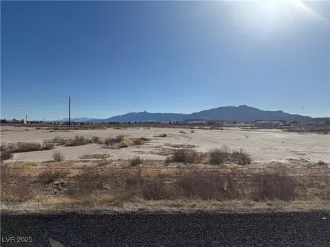 4611 W Medicine Man Rd, Pahrump, NV 89048