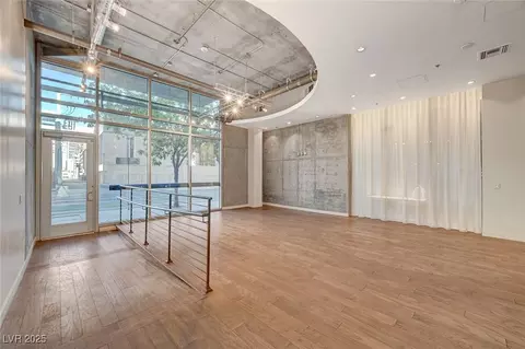353 E Bonneville Ave #103, Las Vegas, NV 89101