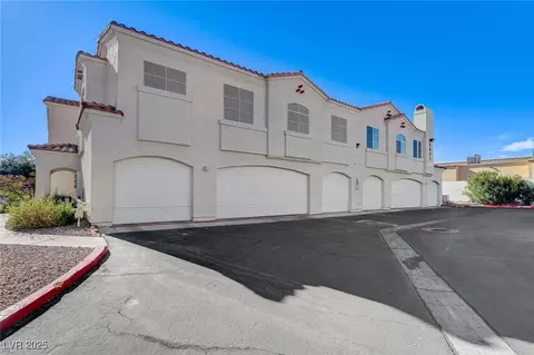 6821 Santa Isabel Ave #104, Las Vegas, NV 89146