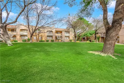 5134 S Jones Blvd #202, Las Vegas, NV 89118